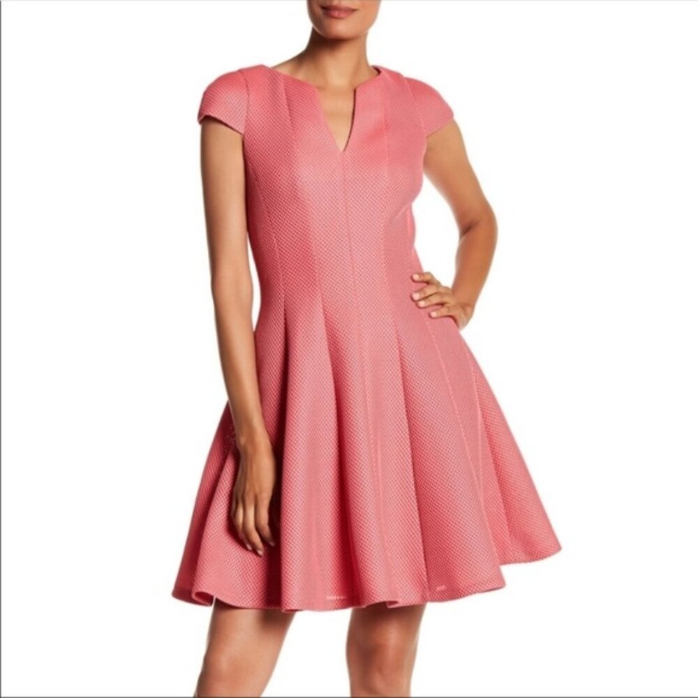 Julia Jordan Coral Pink Split Knee-Length Dress Sz 4